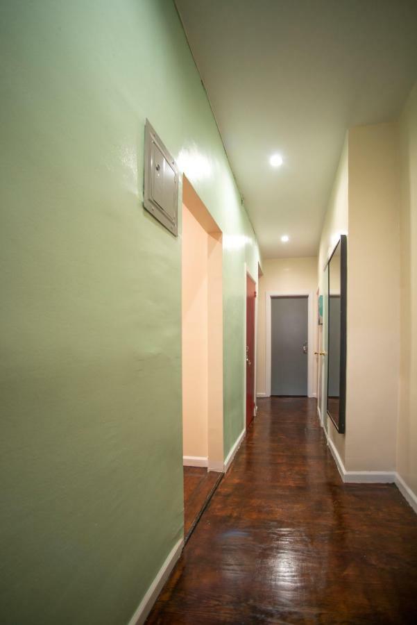 Private Room In A Shared Apartment 15 Minutes To Times Square! 纽约 外观 照片