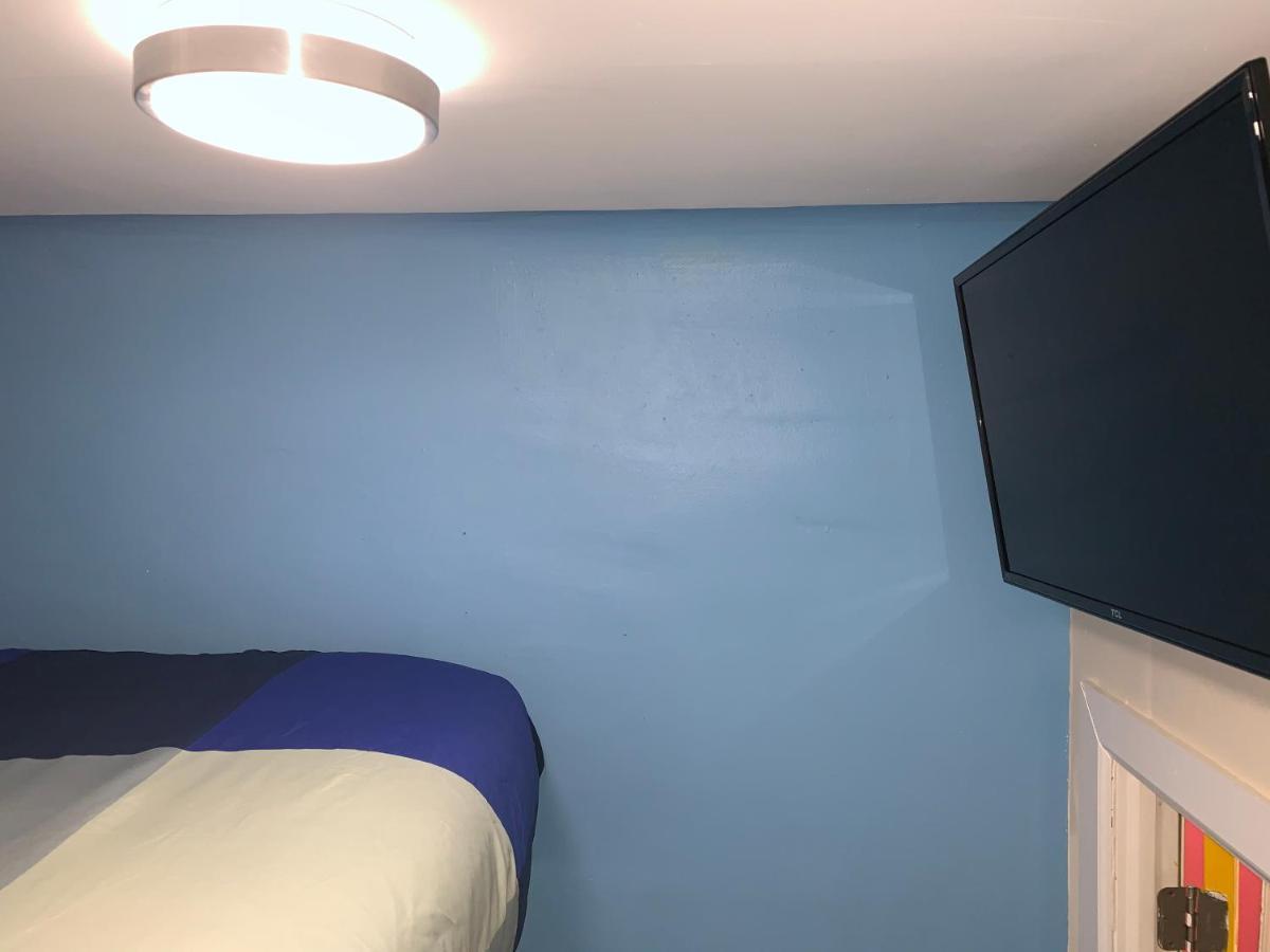 Private Room In A Shared Apartment 15 Minutes To Times Square! 纽约 外观 照片
